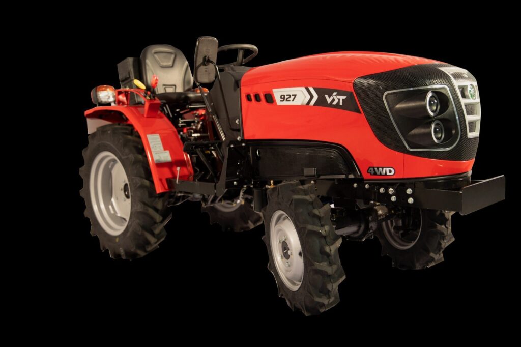 VST 927 4WD | HP